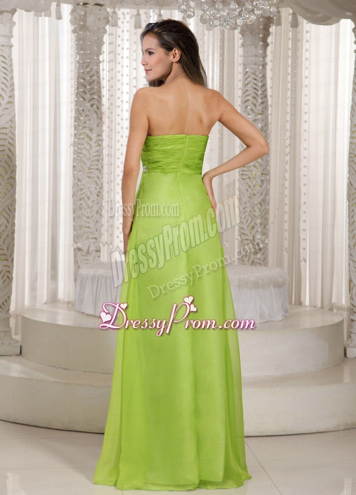 Popular Sweetheart Spring Green Prom Dress with Beading and Ruching