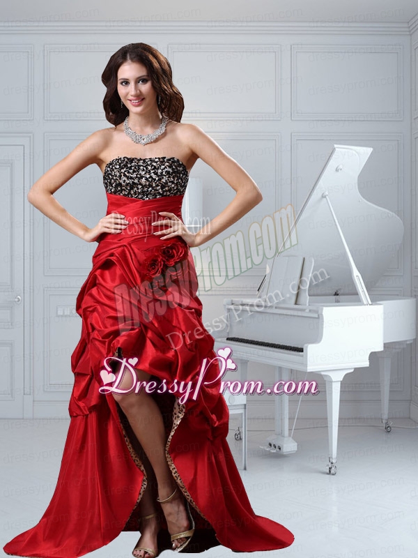2015 Beautiful Column Strapless Beading Prom Dress in Red