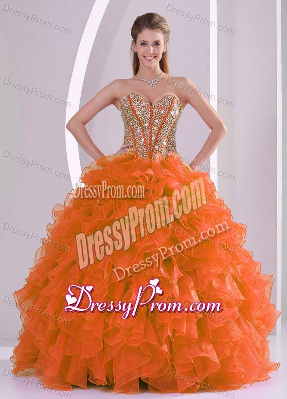 Elegant Ball Gown Sweetheart Ruffles and Beaded Decorate Quinceanera Gowns in Sweet 16