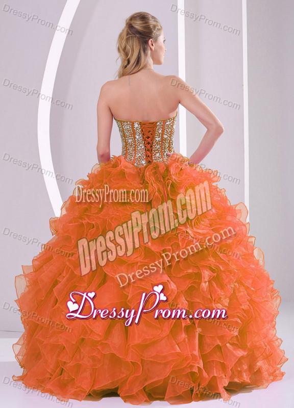 Elegant Ball Gown Sweetheart Ruffles and Beaded Decorate Quinceanera Gowns in Sweet 16