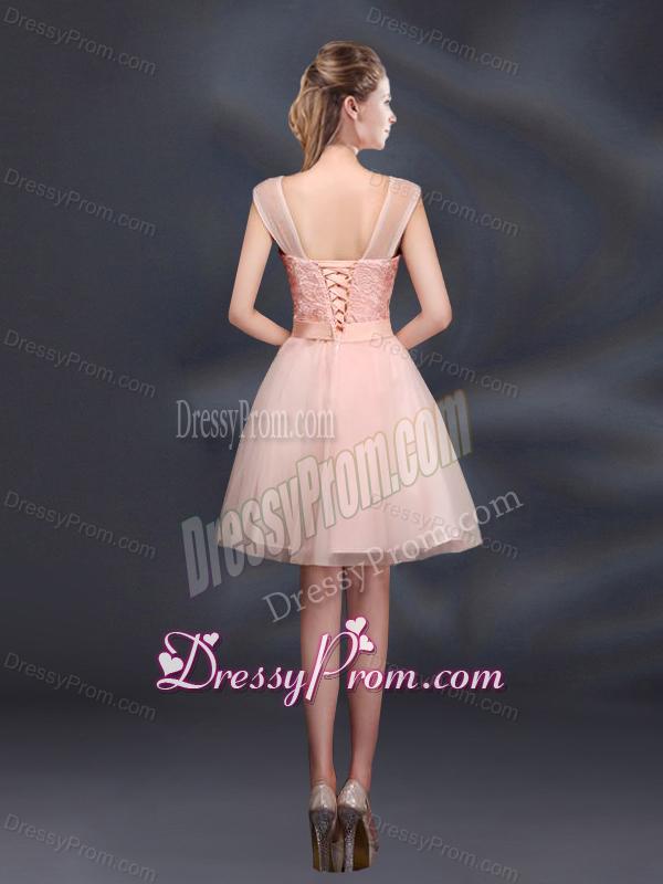 2015 Sturning A Line Belt Dama Dress with Scoop