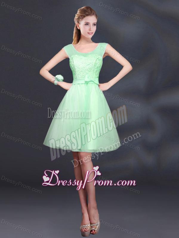 2015 Sturning A Line Belt Dama Dress with Scoop