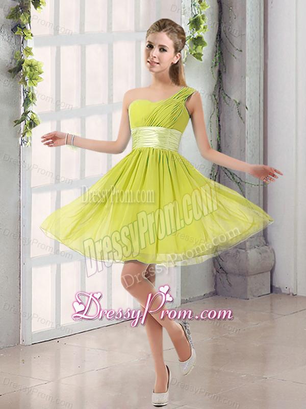 Natural One Shoulder A Line Ruching Lace Up Dama Dress
