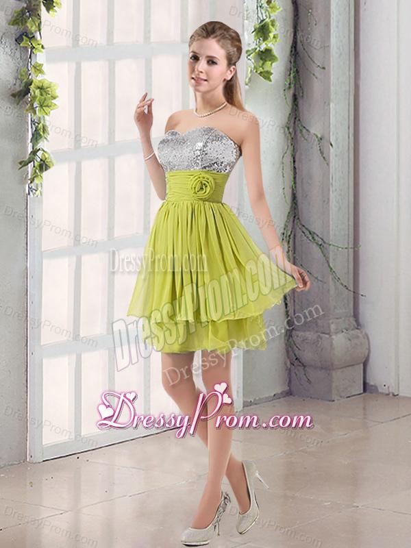 Sweetheart A Line Dama Dress with Sequins and Handle Made Flowers