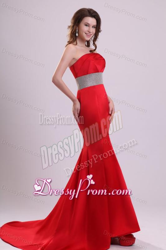 2014 Sexy Strapless Mermaid Beading Brush Train Prom Dress in Red