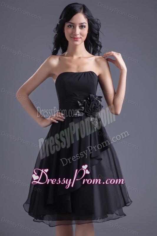 A-line Black Strapless Knee-length Hand Made Flowers Prom Dress