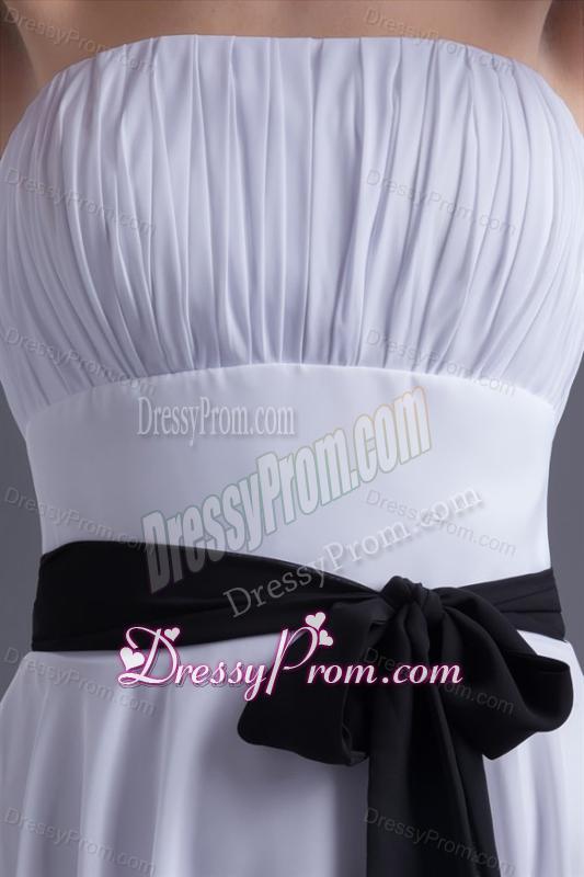 Elegant Empire Sash Knee-length White Chiffon Prom Dress with Strapless