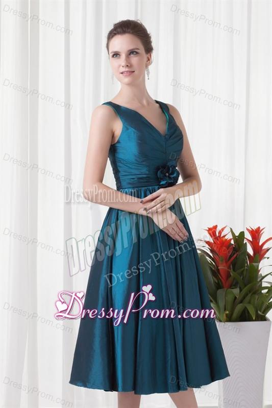 A-line V-neck Teal Taffeta Ruching Knee-length Prom Dress
