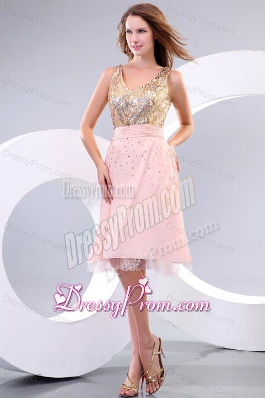2013 Empire V-neck Sequins Knee-length Prom Dress