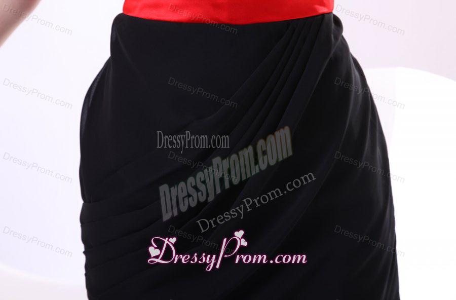 Discount Column V-neck Column Black and Red Prom Dress with Ruching