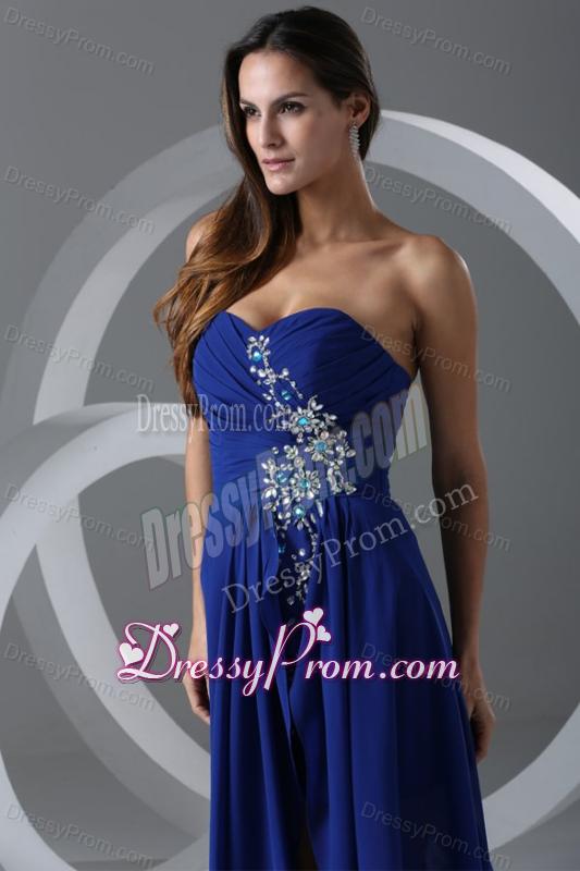 Column Sweetheart Royal Blue Beading And Ruching Chiffon Prom Dress