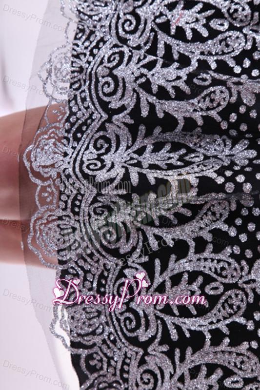 Elegant Black A-line Strapless Mini-length Tulle Prom Dress with Appliques