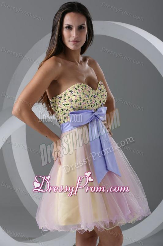 Princess Champagne Sweetheart Appliques Knee-length Prom Cocktail Dress