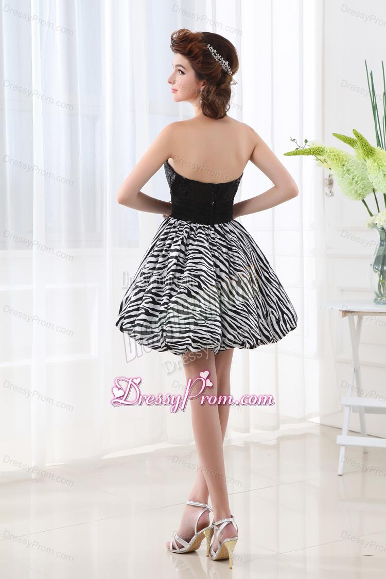 A-line Sweetheart Sleeveless Mini-length Prom Dress with Hand Made Flower