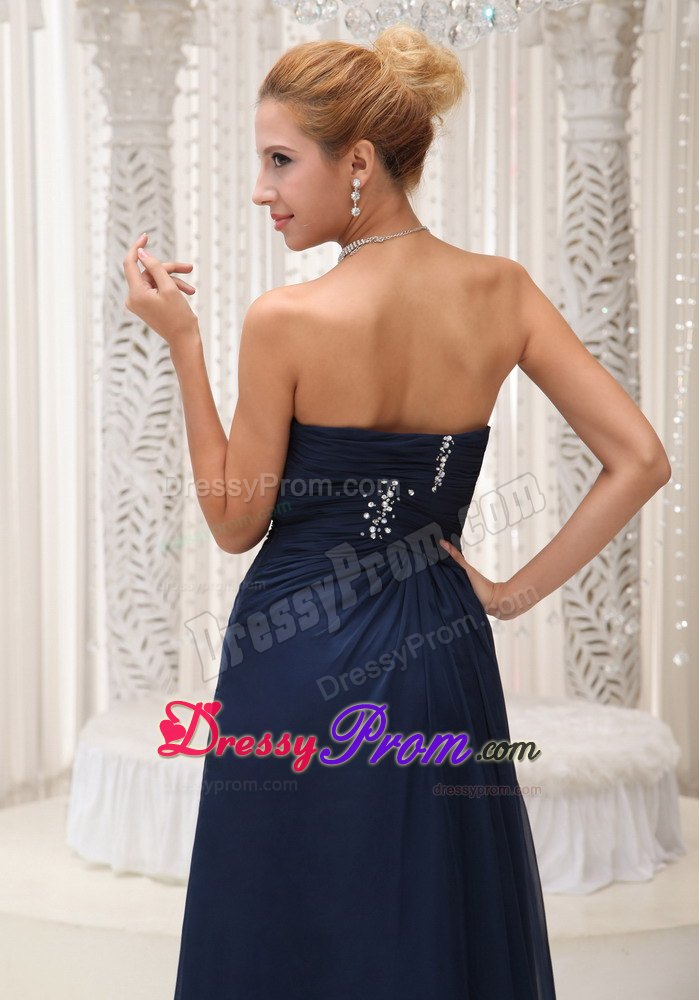 Chiffon Navy Blue Strapless Prom Bridesmaid Dresses Beading and Ruche
