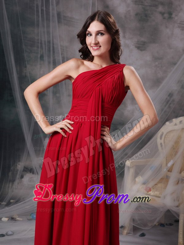 Modern Wine Red One Shoulder Prom Dress Brush Train Chiffon