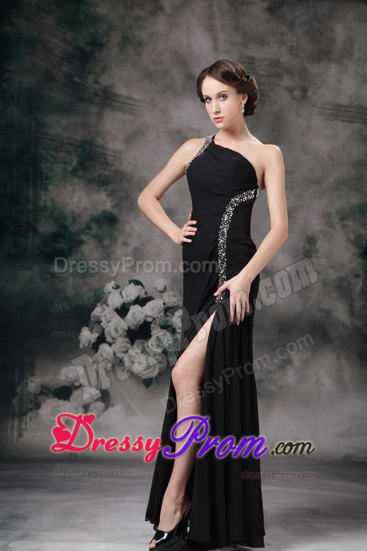 Romantic Beaded Asymmetrical Shoulder Black Prom Dress with Slit
