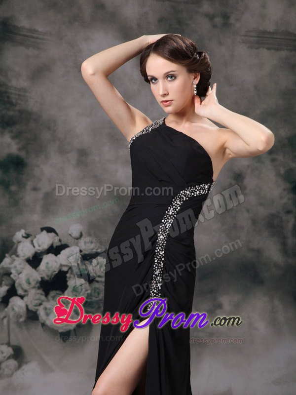 Romantic Beaded Asymmetrical Shoulder Black Prom Dress with Slit