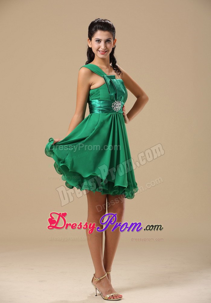 Beaded and Ruched Mini One Shoulder Green Prom Theme Dresses
