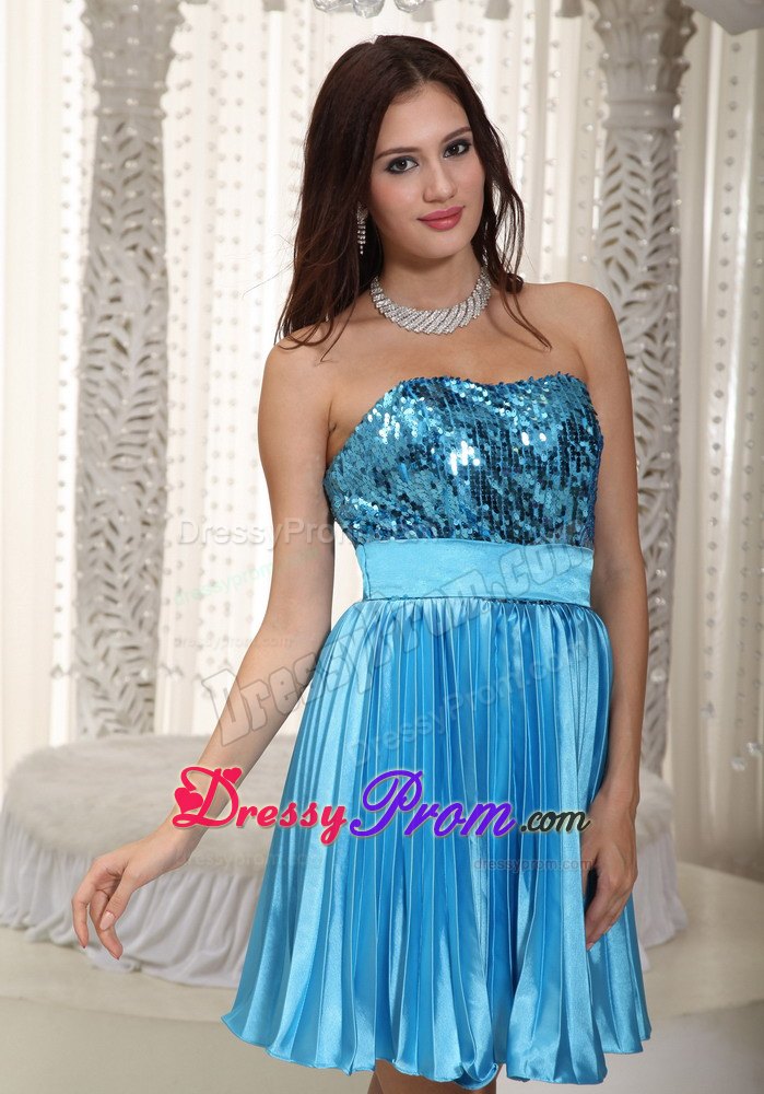 Sequined Bodice Mini Blue Prom Theme Dress with Pleated Skirt