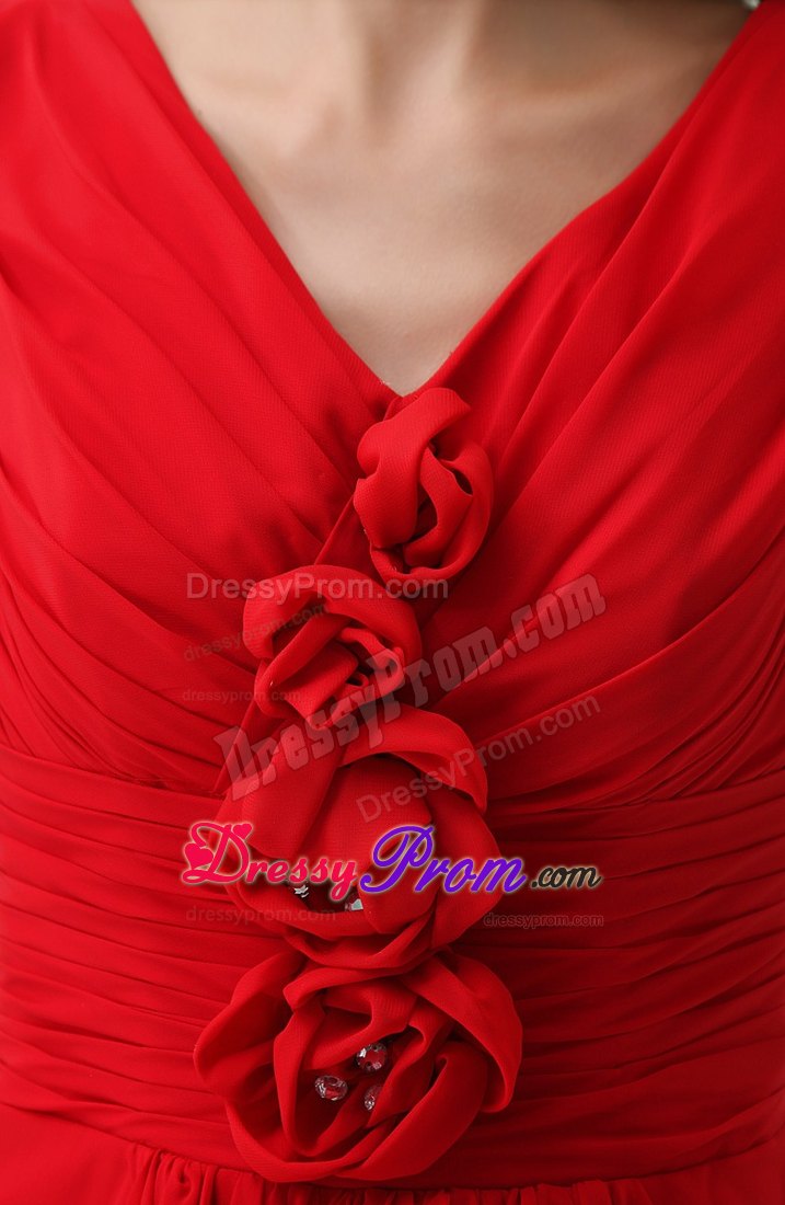 Ruches and Flowers Accent Red Chiffon Prom Gown Dress of V-neck