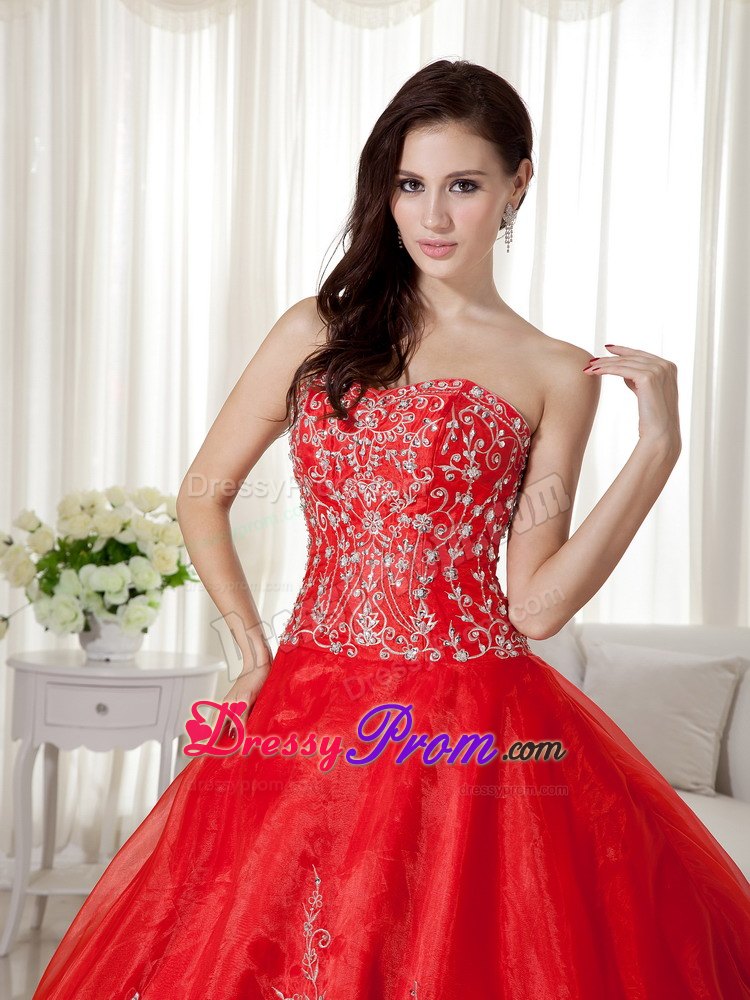 Red Sweet 15 Dresses Beaded Embroidery with Zipper up Back in Recife