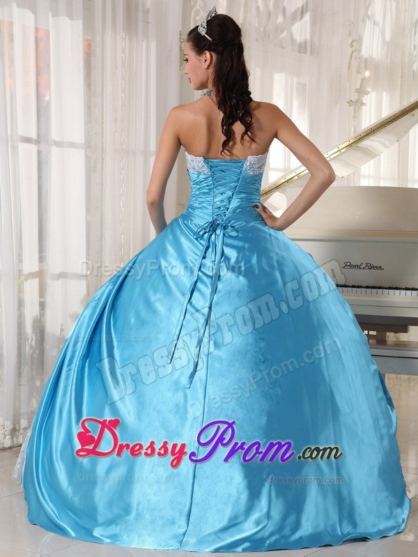 Fabulous Strapless Ruches Dresses for a Quince with Lace Decorated