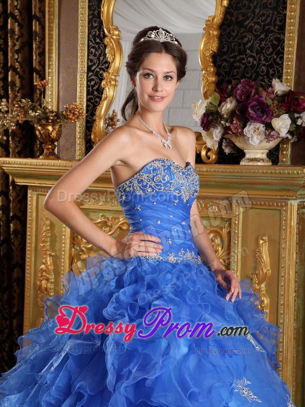 the Brand New Style Ruffled Dresses for a Quince Appliques in Organza