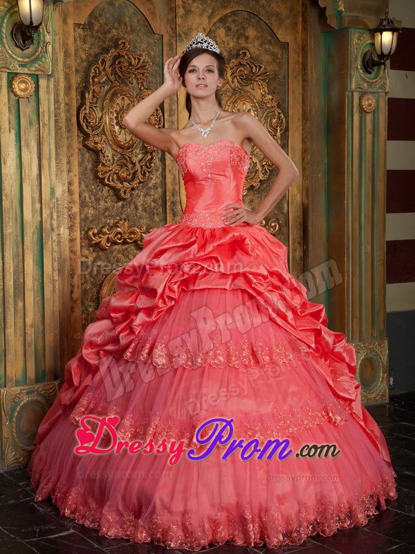 Pretty Sweetheart Quinceanera Dress Appliques with Pick-ups and Layers