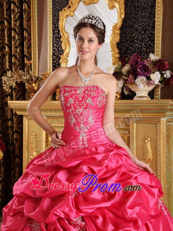 Trendy Strapless Ruching Sweet 16 Dresses with Appliques and Pick-ups
