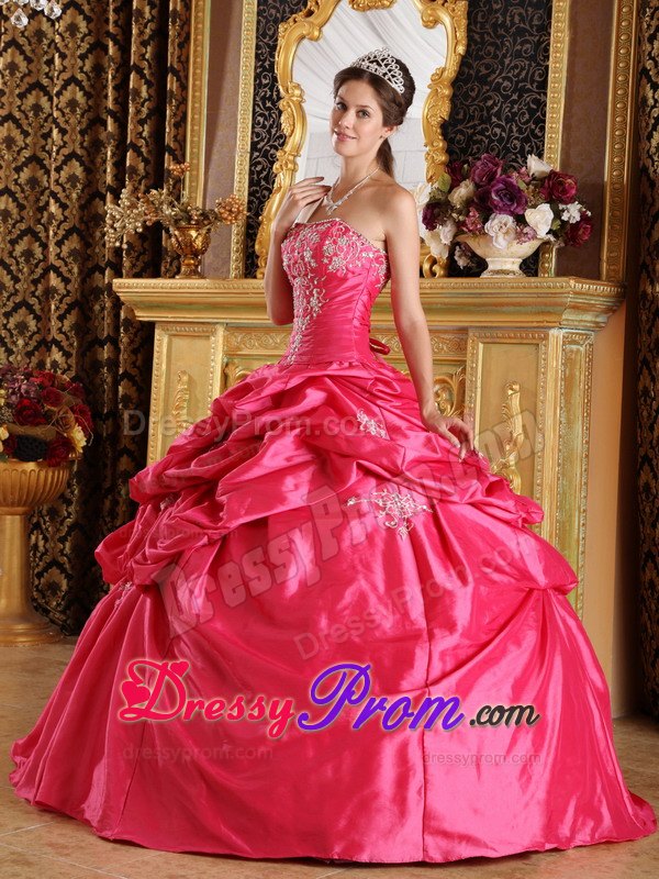 Trendy Strapless Ruching Sweet 16 Dresses with Appliques and Pick-ups