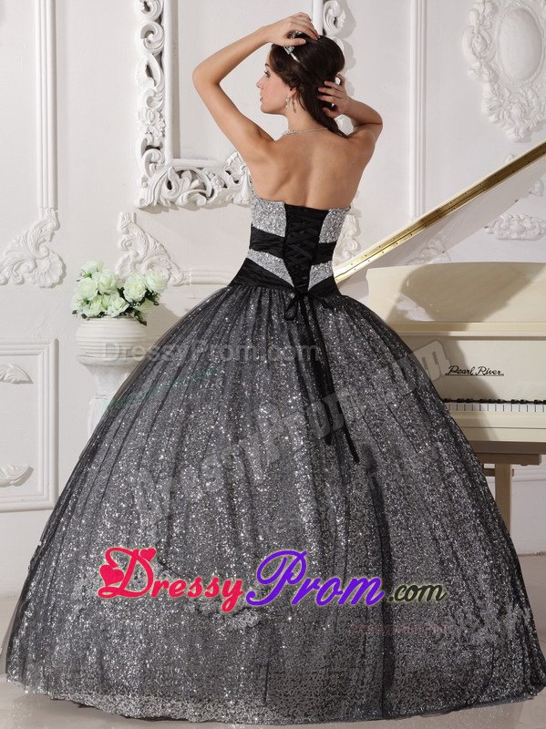 Shimmery Black Ball Gown Sequined Quinceanera Gown Sweetheart