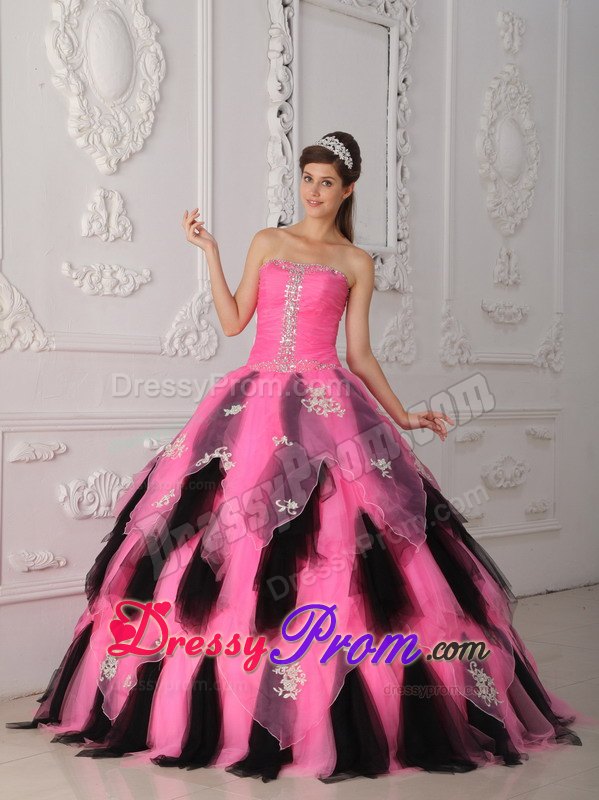 2013 Brand New Beaded and Ruched Dresses for a Quince Appliques
