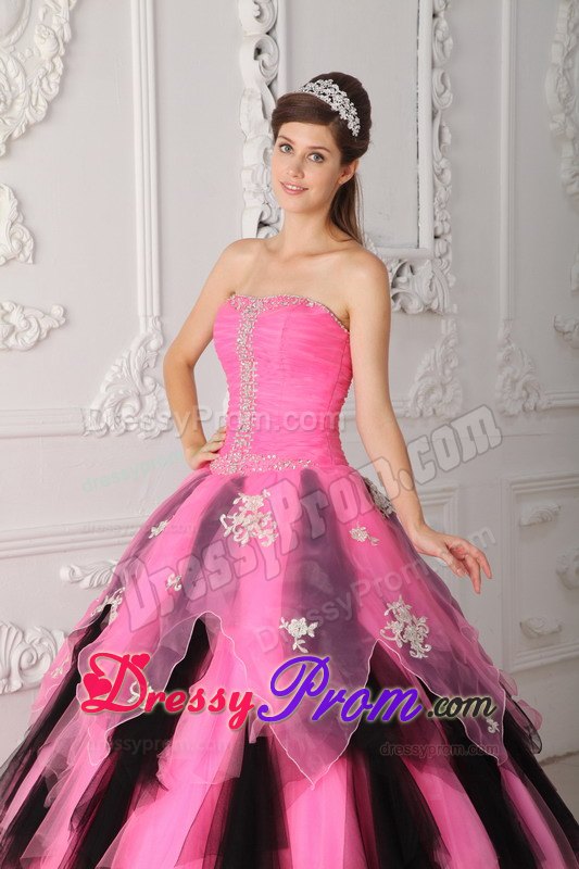 2013 Brand New Beaded and Ruched Dresses for a Quince Appliques