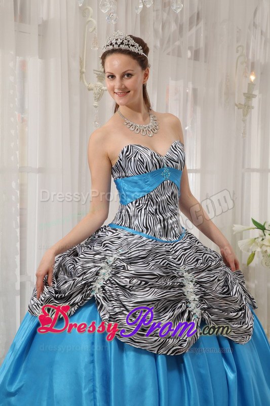 Aqua Blue Sweetheart Taffeta and Zebra Ruffles Dresses For a Quince