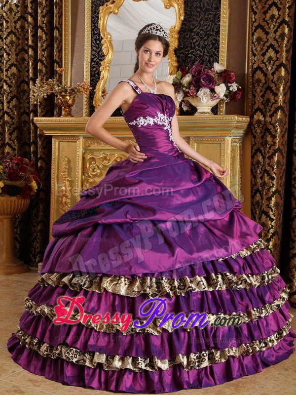 One Shoulder Taffeta and Leopard Purple Ball Gown Appliques Dresses 15