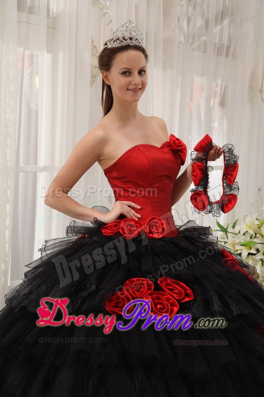 Halter Floor-length Hand Flowers Quinceanera Dress in Red and Black