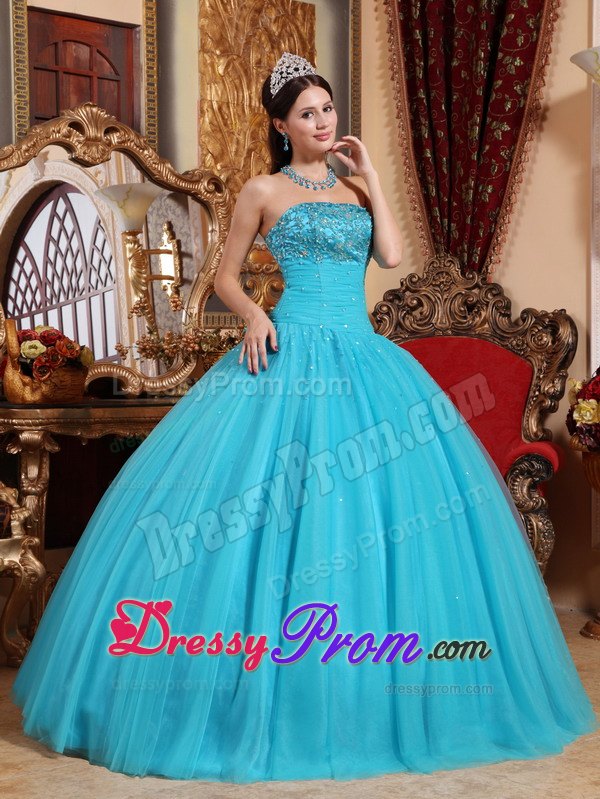 Embroidery with Beading Aqua Blue Strapless Dresses For a Quinceanera