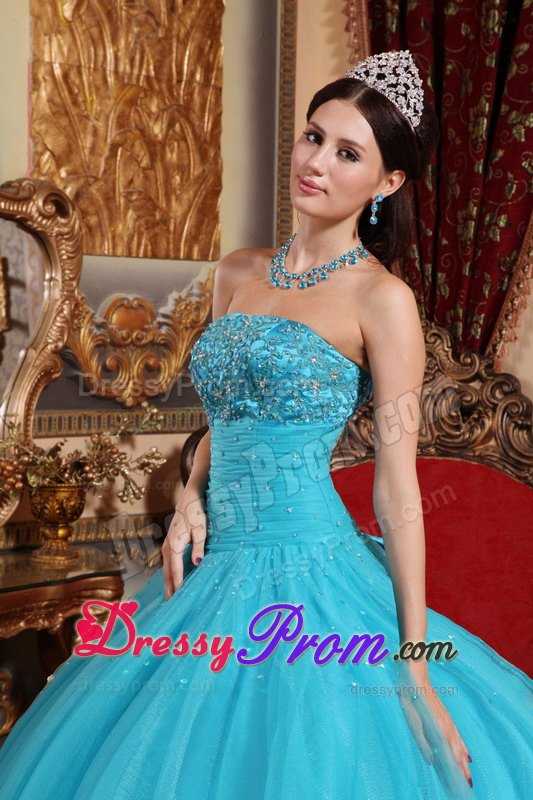 Embroidery with Beading Aqua Blue Strapless Dresses For a Quinceanera