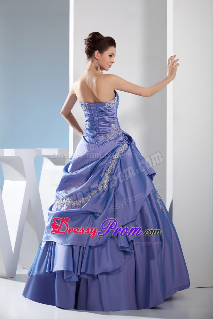 Ruching Pick-ups Appliques Strapless Quinceanera Dress in Purple