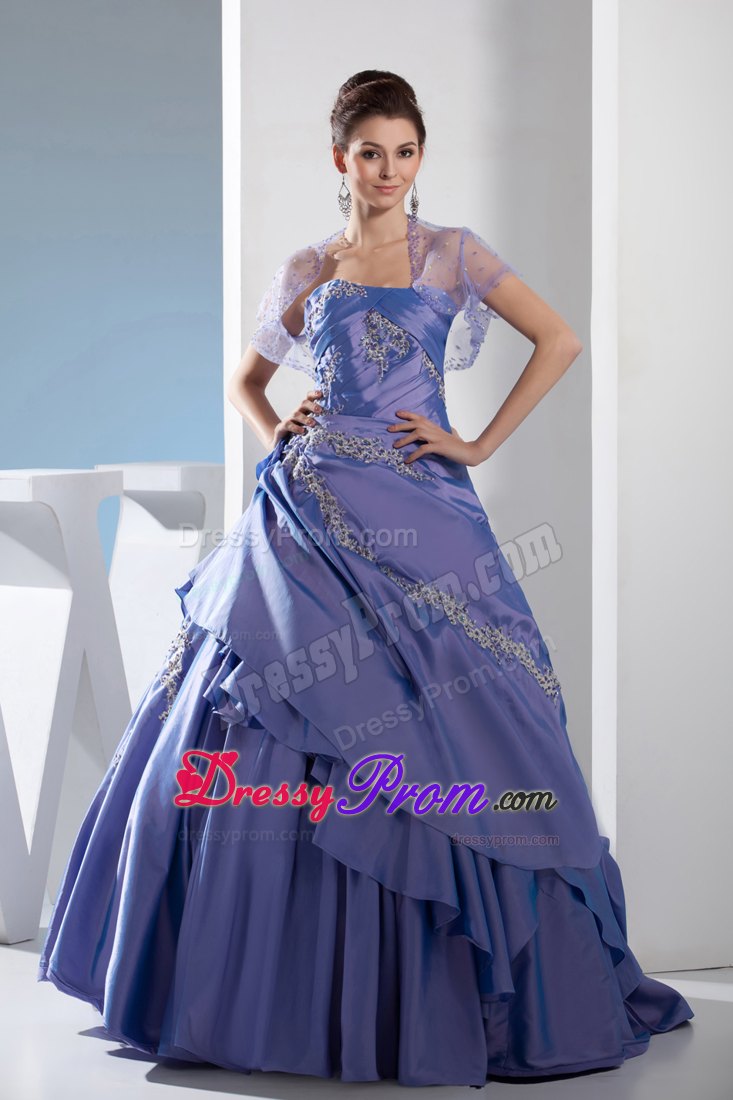Ruching Pick-ups Appliques Strapless Quinceanera Dress in Purple