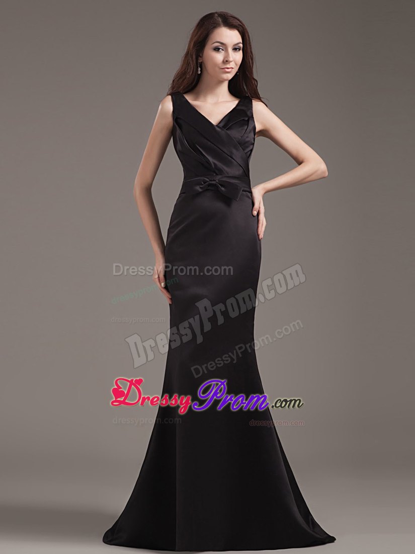 2014 PopularBlack V-neck Mermaid Prom Dress with Bow