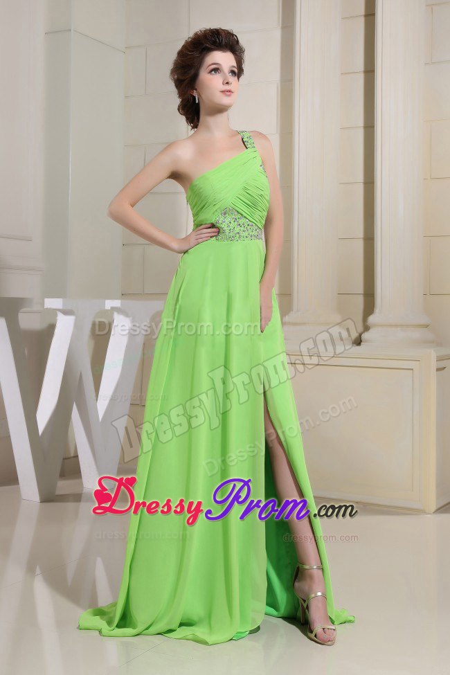 Spring Green One Shoulder Slit Ruch and Beading Decorate prom Dress