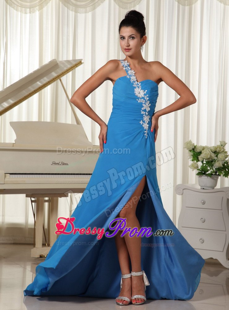 Appliques Decorate One Shoulder Sky Blue High Slit Prom Dress Train