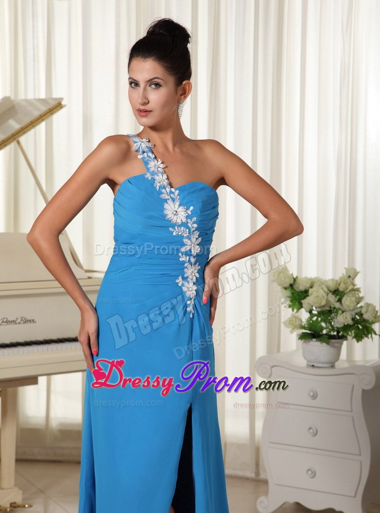 Appliques Decorate One Shoulder Sky Blue High Slit Prom Dress Train