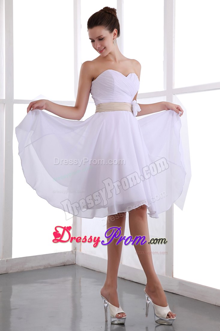 A-line Sweetheart Chiffon White Prom Court Dresses with Hand Flower