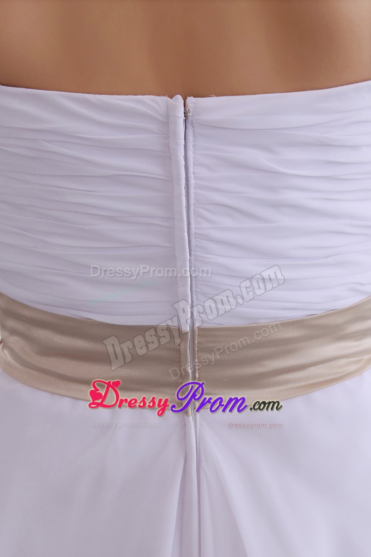 A-line Sweetheart Chiffon White Prom Court Dresses with Hand Flower