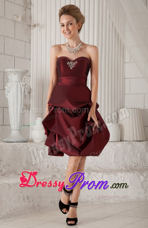 Burgundy Column Sweetheart Knee-length Beading Prom Dress