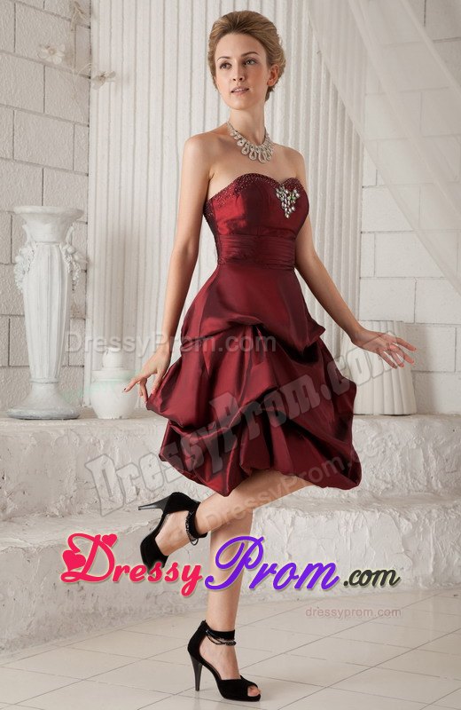 Burgundy Column Sweetheart Knee-length Beading Prom Dress