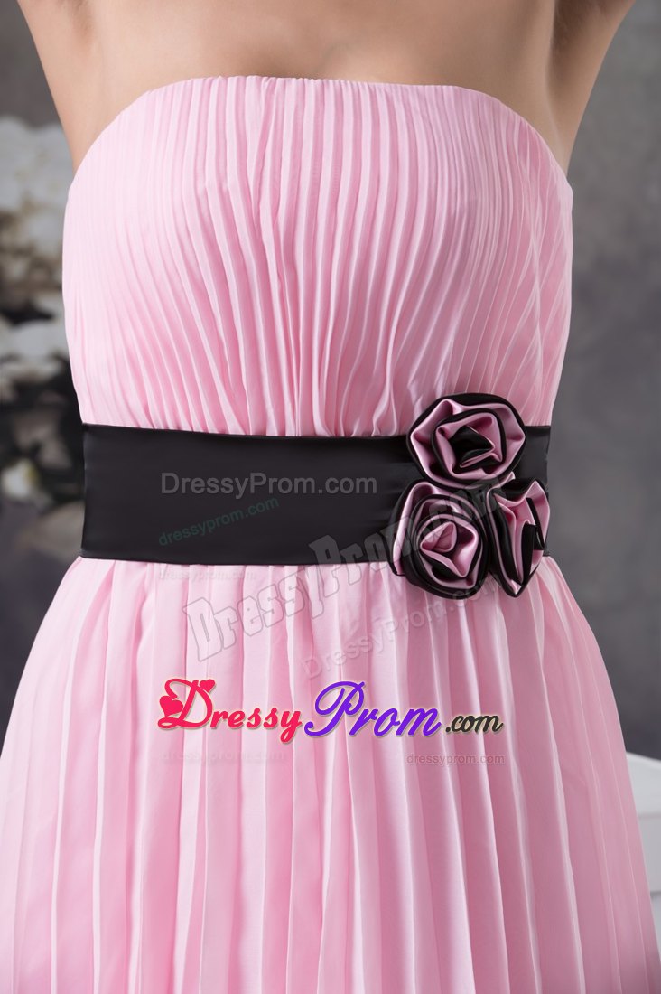 Pink Ruching Short Prom Gown with Handmade Flower and Black Sash